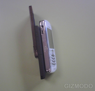 Illustration for article titled T-Mobile HTC Shadow Spy Shots